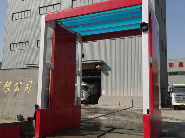 龍門洗車機(jī)3.jpg